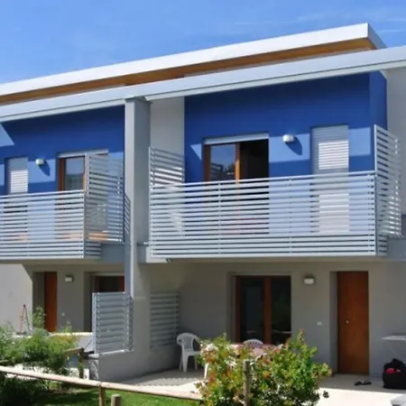 A Tranquil Getaway For Seven Guests In Διαμέρισμα Μπιμπιόνε